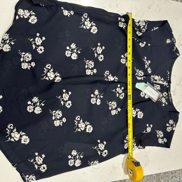 Alice Blue - Ambriz Pleat Front Blouse (Navy) - Picture 7 of 7